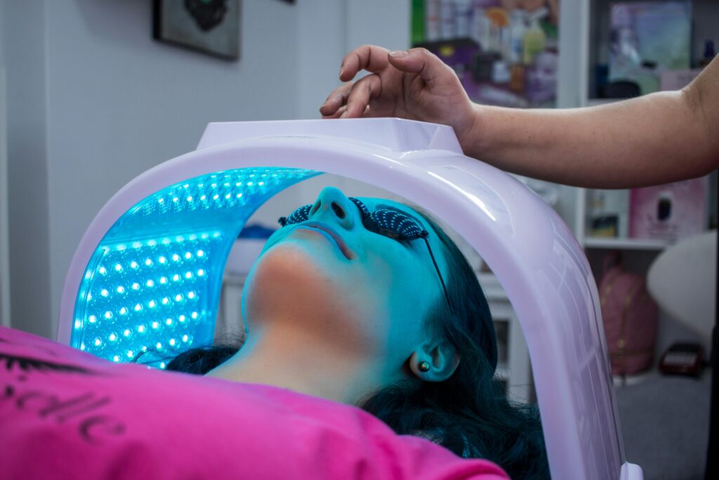 Terapias de LED para Pele – Como funcionam e quais os benefícios reais?